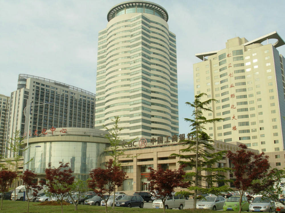 經(jīng)區(qū)管委